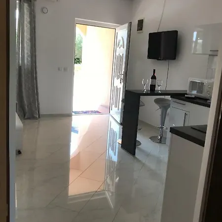 Apartament Marina
